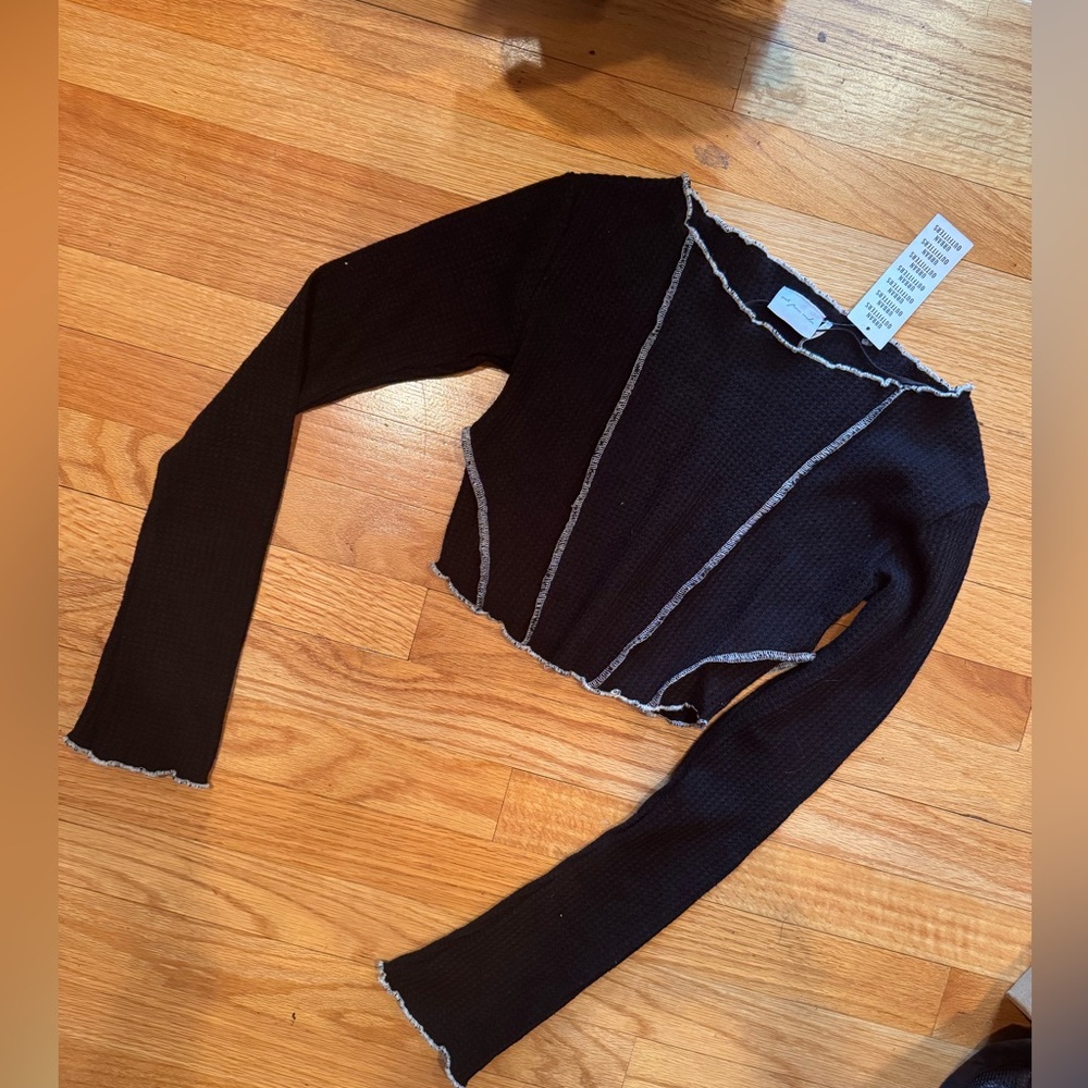 Urban Outfitters Out from Under Black Long Sleeve Cropped Top